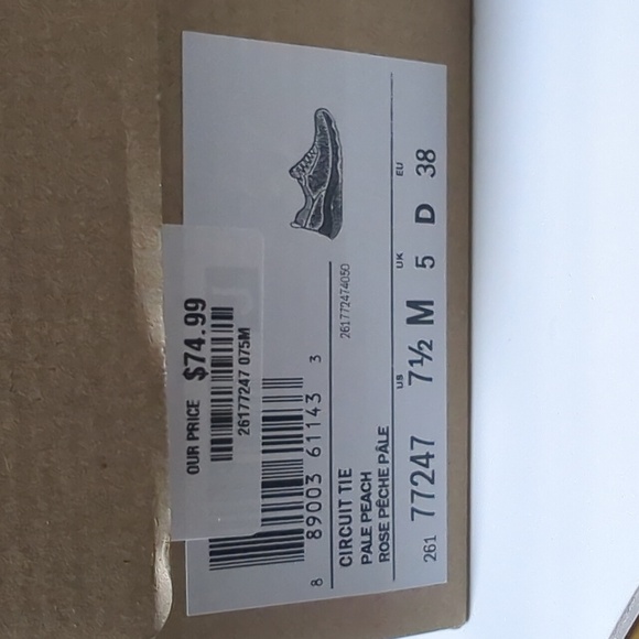 Clarks Cloudsteppers Circuit Tie Pale Peach Sneakers Size 7.5 - Picture 12 of 12